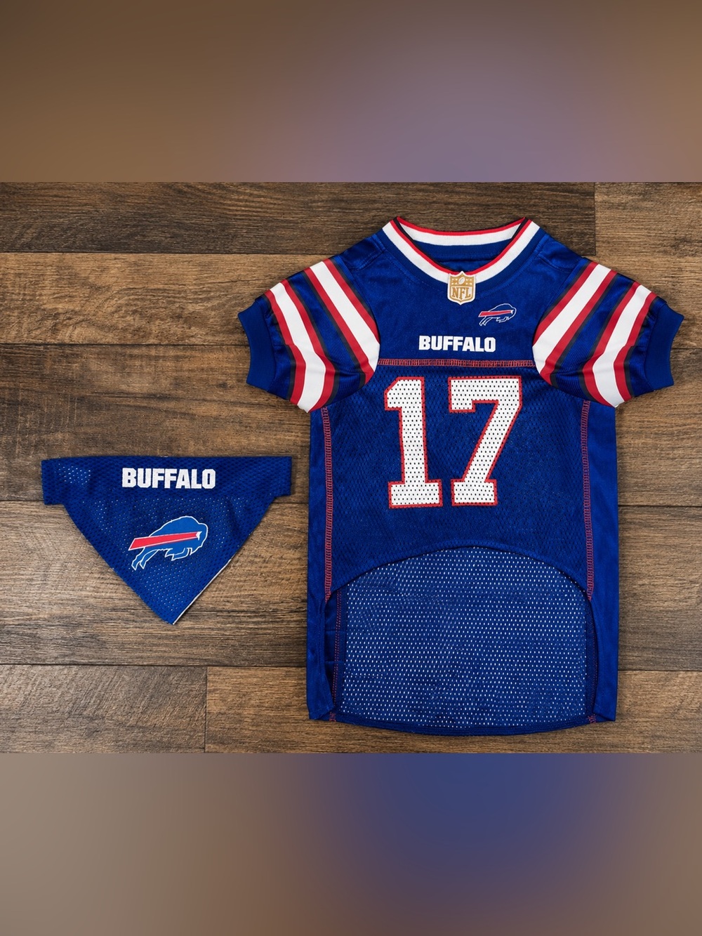NFL Buffalo Bills Josh Allen #17 Dog Jersey & Bandana Set Size Medium NWOT